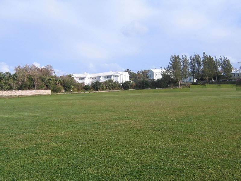 Bermuda 5.JPG (81041 bytes)