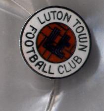 Luton 16CS.JPG (8021 bytes)